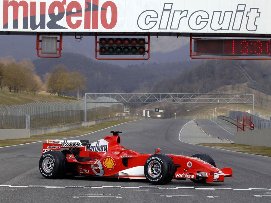  Ferrari 248 F1 2006 года  (фото 5 из 16)